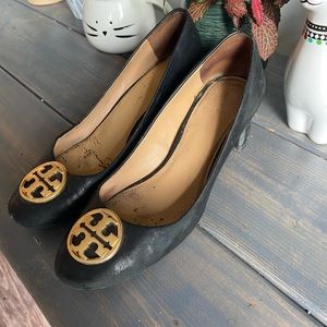 Tory Burch pump